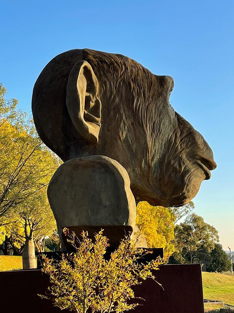 Lisa Roet sculpture at Mount Monument